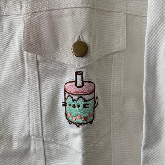 PUSHEEN CAT Boba Embroidered White Denim Jacket Sz M - Picture 3 of 7